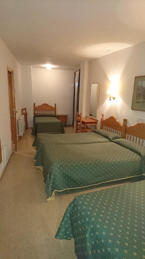 Hotel Valmar Villar de Olalla Екстериор снимка